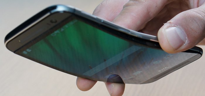 Bendgate: Galaxy Note 3 winnaar bend-test, One M8 laatste in onderzoek