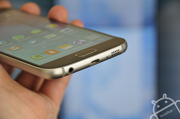 Samsung Galaxy S6 onderkant