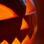 SimCity BuildIt en The Sims FreePlay geüpdatet met Halloween-thema