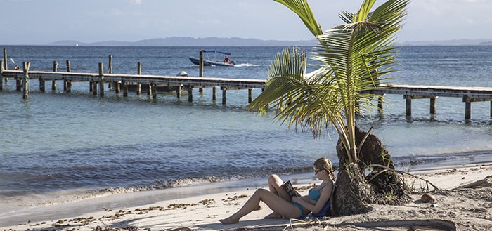 VakantieBieb app helpt je de zomervakantie door met gratis boeken