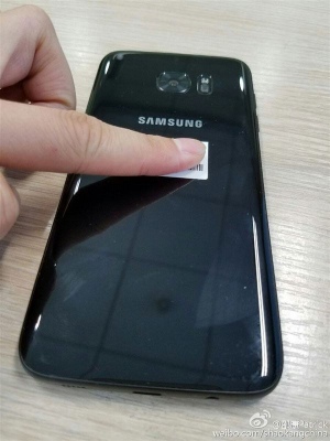 Samsung Galaxy S7 Edge Glossy Black