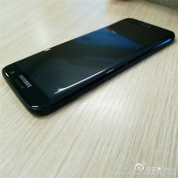 Samsung Galaxy S7 Edge Glossy Black