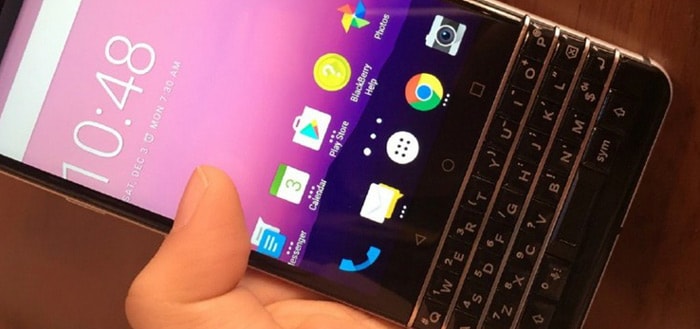 ‘BlackBerry Mercury met volwaardig toetsenbord te zien op foto’s’