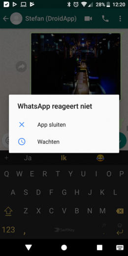 WhatsApp emoji bug crash