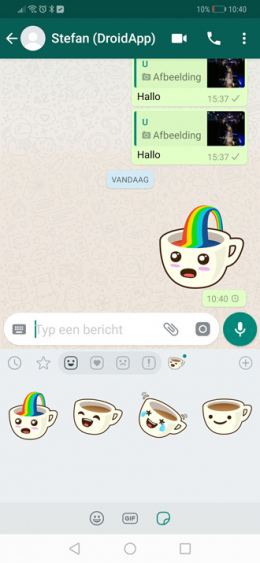 WhatsApp 2.18.329 stickers