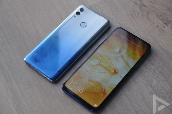 Honor 10 Lite vs Huawei P Smart 2019