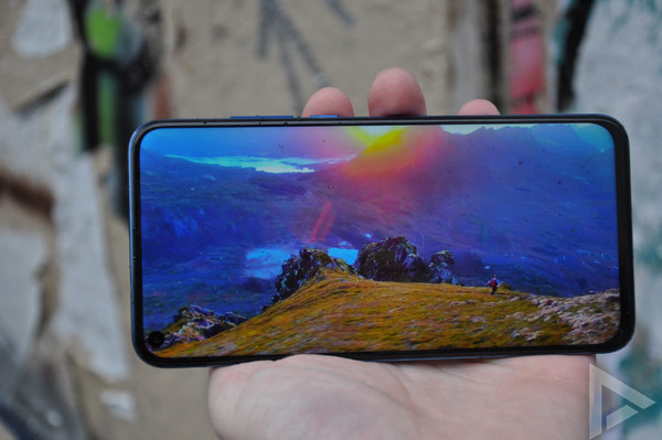 Honor View 20 video