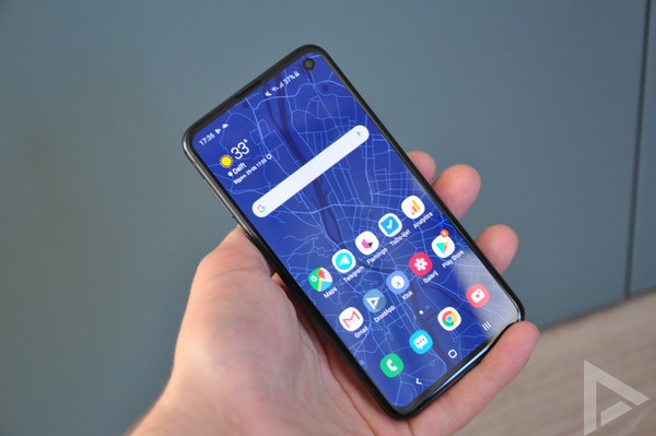 de studie Gewond raken ego Samsung Galaxy S10e review: groots in klein zijn