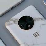 OnePlus deelt foto’s van toestellen in nooit uitgebrachte kleuren, waaronder marmer