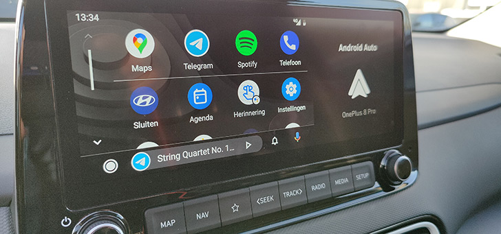Android Auto krijgt ondersteuning voor donker thema