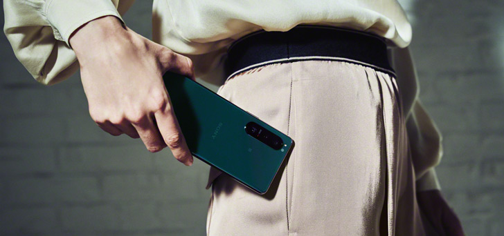 Sony Xperia 5 III header