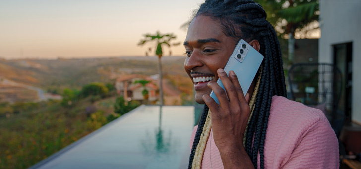 Motorola Edge, Edge+ and Edge 20 receive Android 12 update