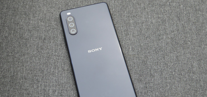 Sony Xperia 10 III and Xperia 10 IV get Android 13