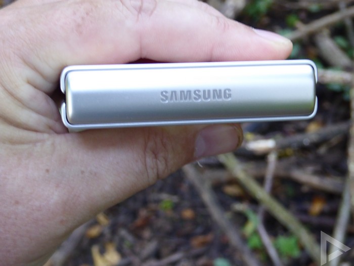Samsung Galaxy Z Flip 3 scharnier
