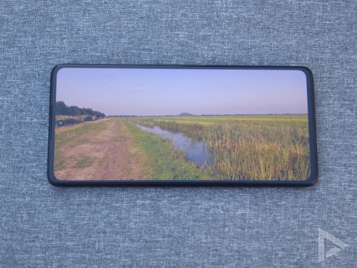 Xiaomi 11T display