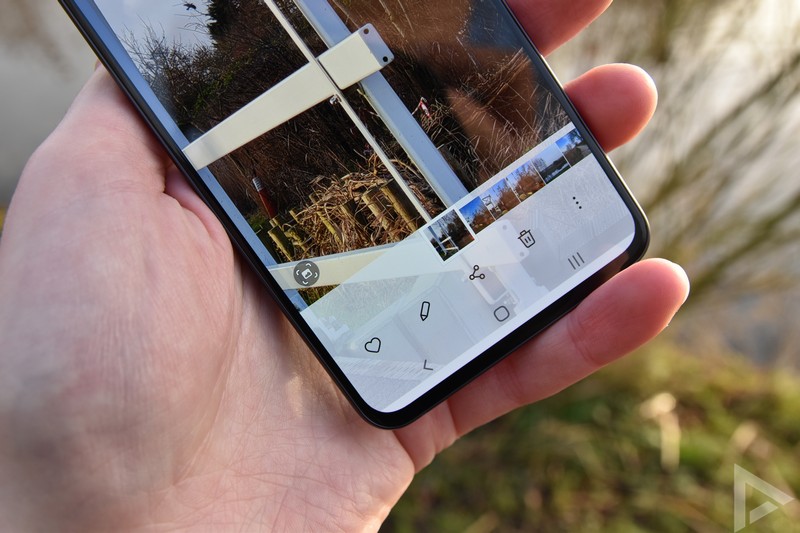 Samsung Galaxy S21 FE galerij bijsnijden