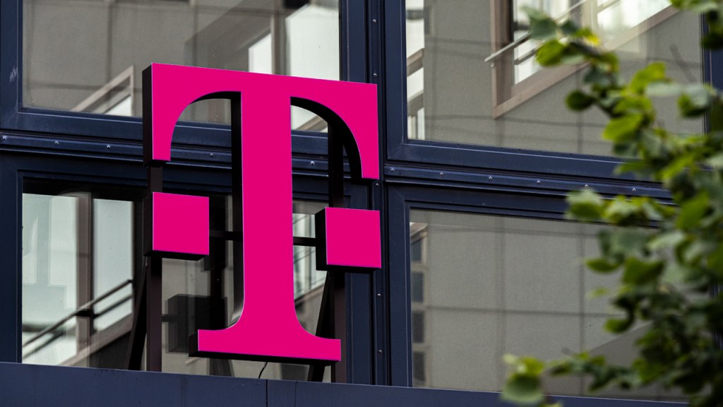 T-Mobile header