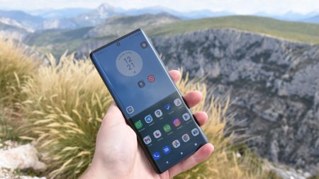 Motorola wankelt met updates Edge 30 Ultra: dit gaat er gebeuren