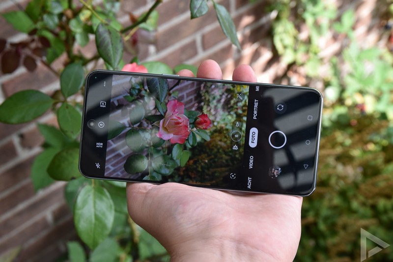 OnePlus 10T camera
