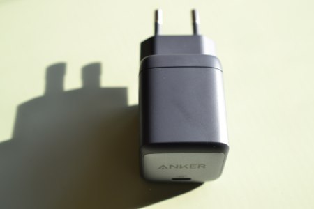 Anker Nano II 65w top view