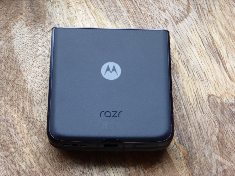 Motorola Razr 2022 achterkant