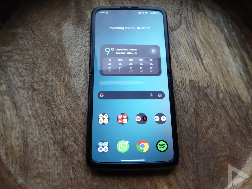 Motorola Razr 2022 screen