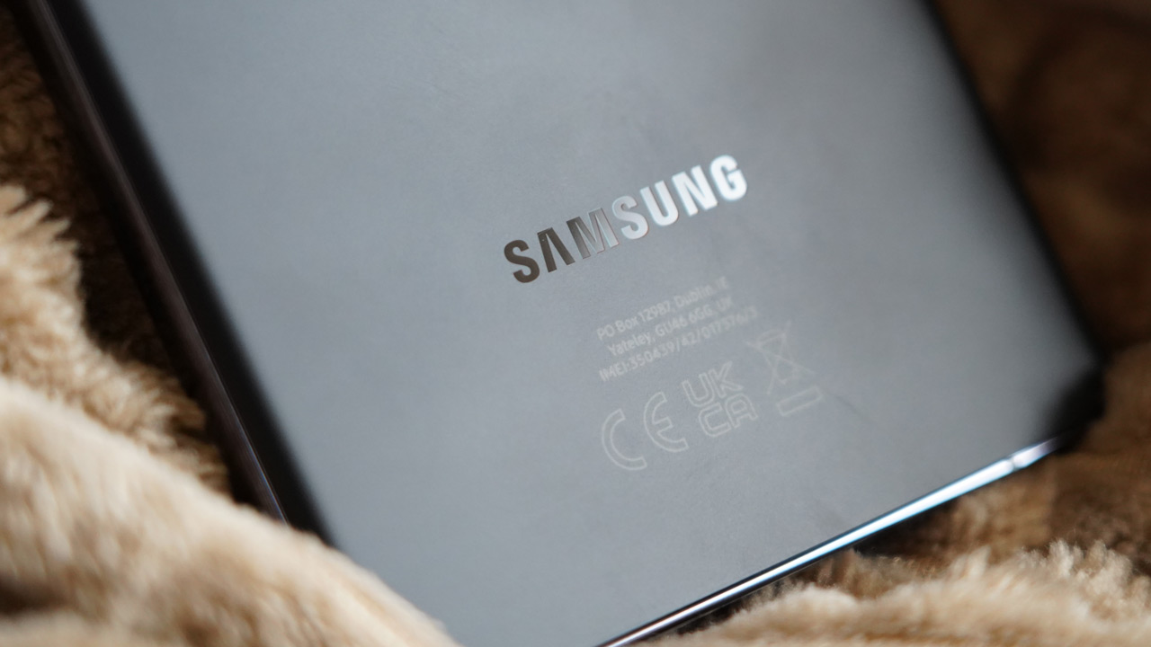 Samsung risolve cinque ulteriori vulnerabilità con l'aggiornamento di gennaio