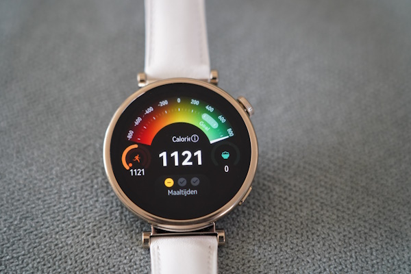 Huawei Watch GT 4 отслеживают калории