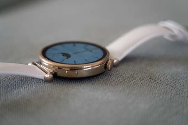 Design dell'Huawei Watch GT4
