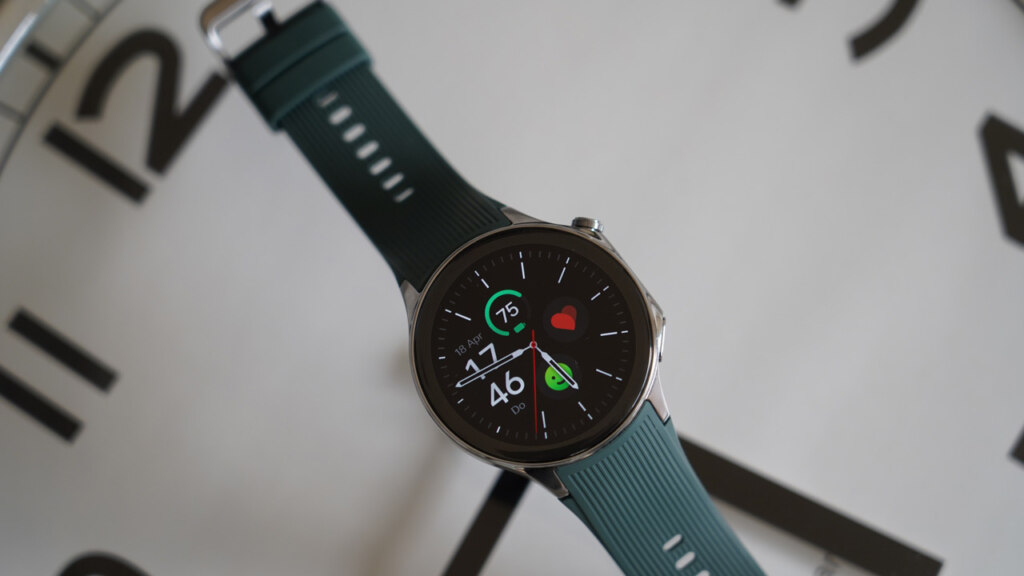 OnePlus Watch 2 header