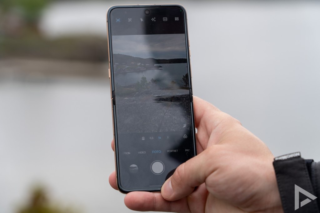 Motorola Razr 60 Ultra camera