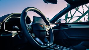 Auto stuur header