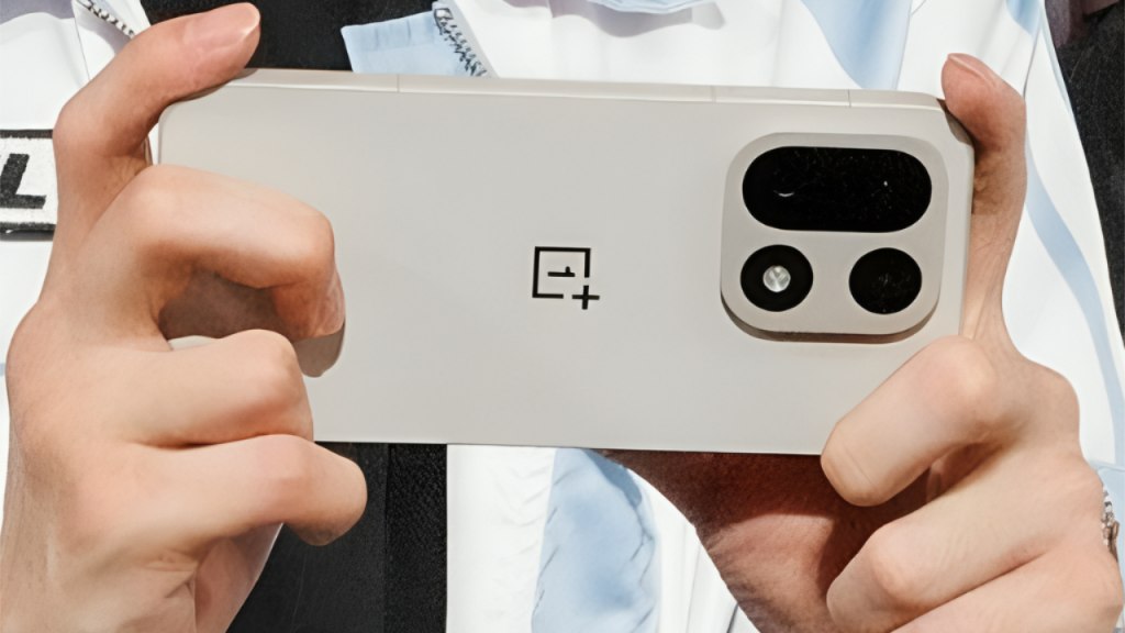 OnePlus 15 cameramodule header