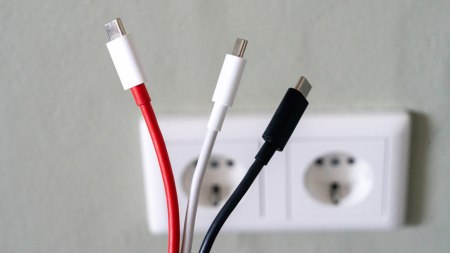 DroidApp Oplaadgids: alles over snelladen, kabels en opladers Opladen USB header