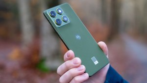 Motorola Edge 70 header