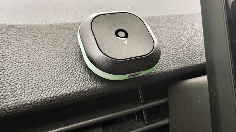 Tom by TomTom review: gadget waarschuwt in het verkeer Tom by TomTom review