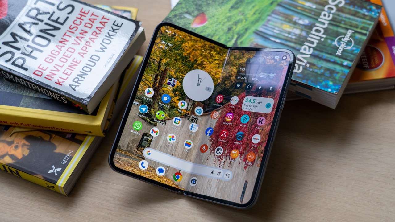 Google Pixel 10 Pro Fold header