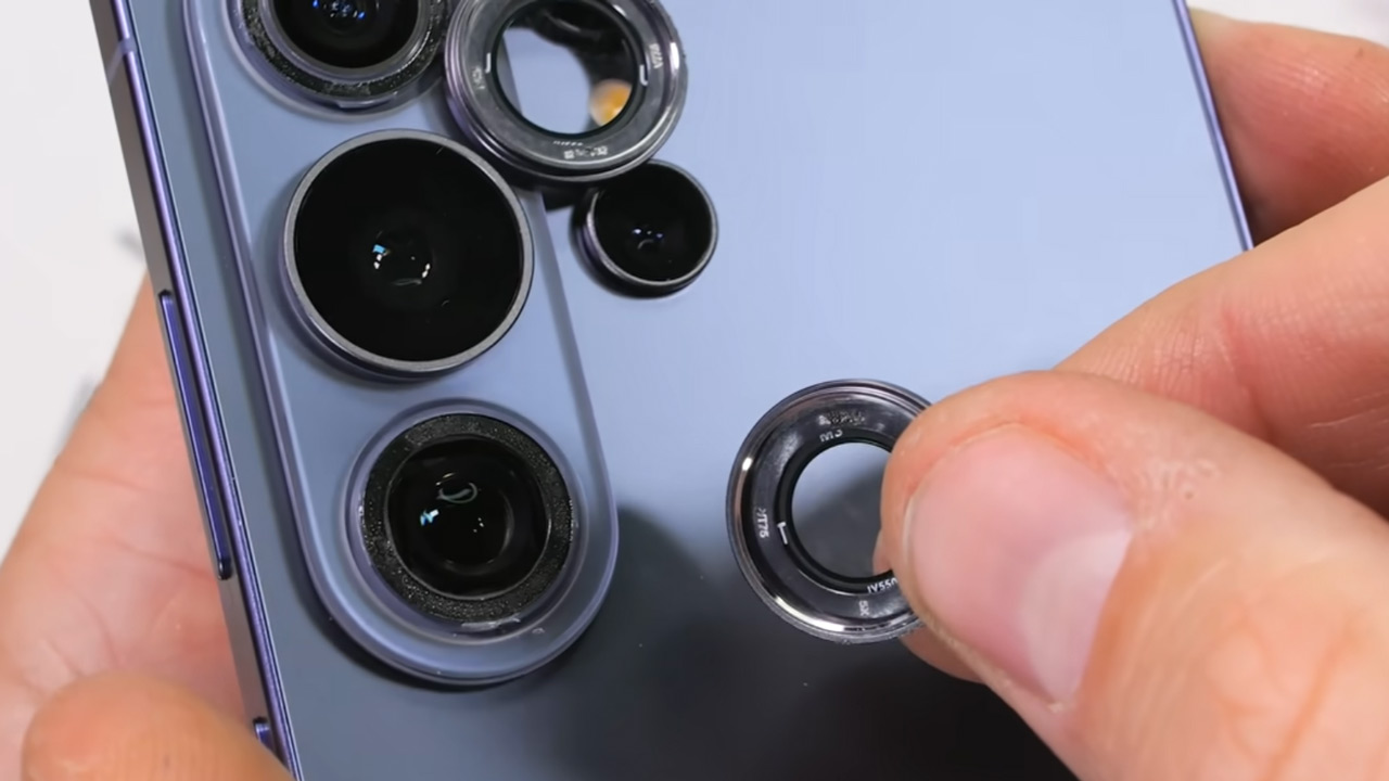 Samsung Galaxy S26 Ultra subjected to durability test