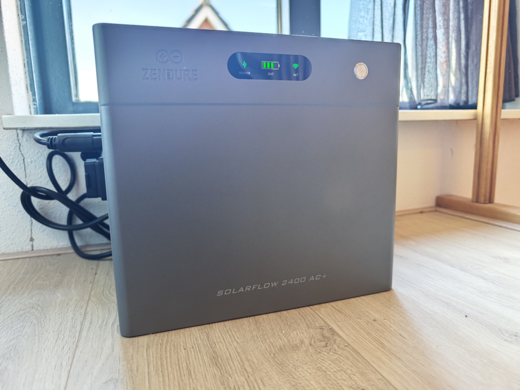 Zendure SolarFlow 2400AC+ review