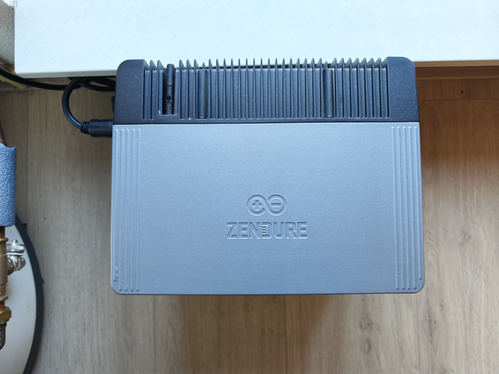 Zendure SolarFlow 2400AC+