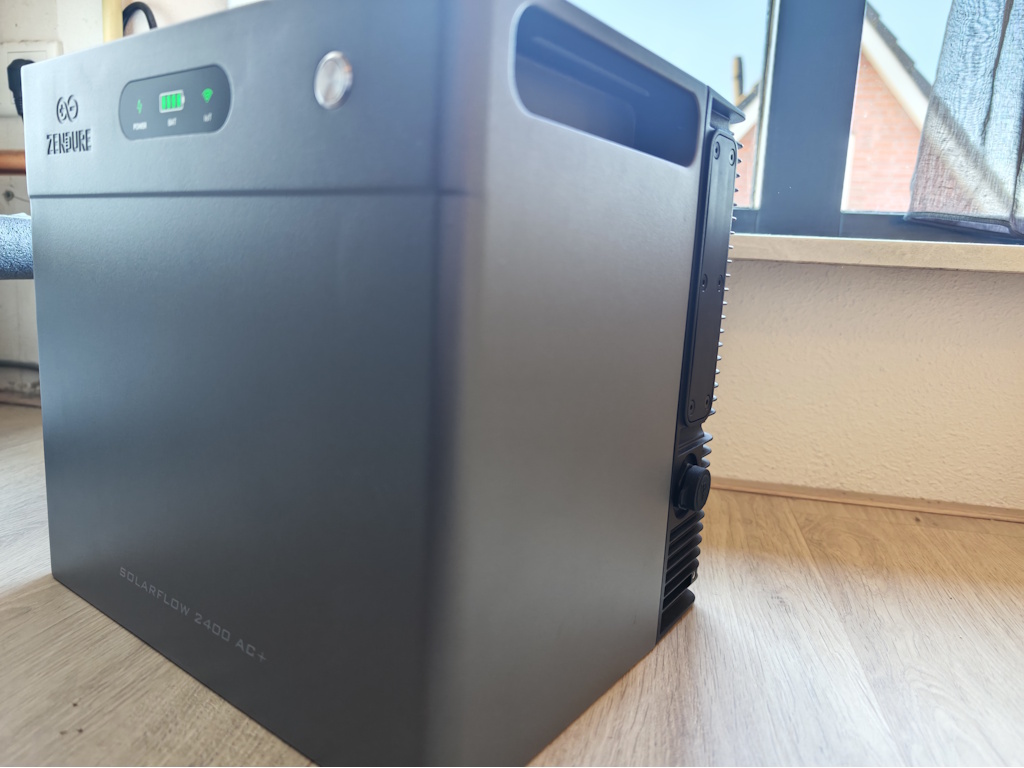 Zendure SolarFlow 2400AC+