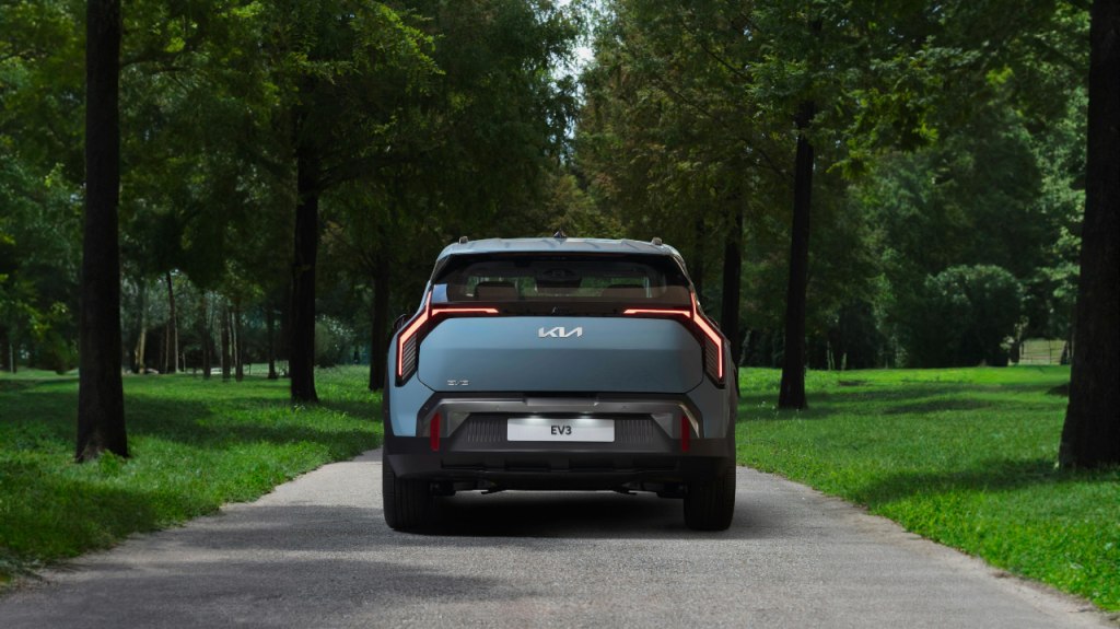 Samsung werkt aan app die jouw rijstijl analyseert: een ongewenste bijrijder? Kia EV3 auto header