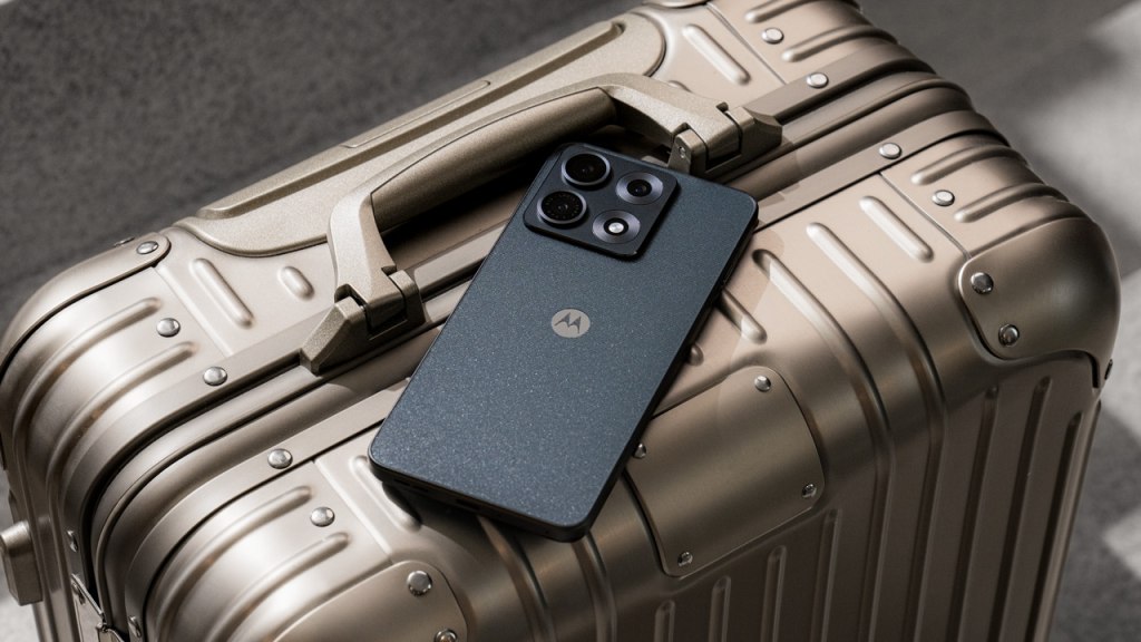 Motorola Edge 70 Max aangekondigd: heeft groot scherm en 7100 mAh batterij Motorola Edge 70 Max header
