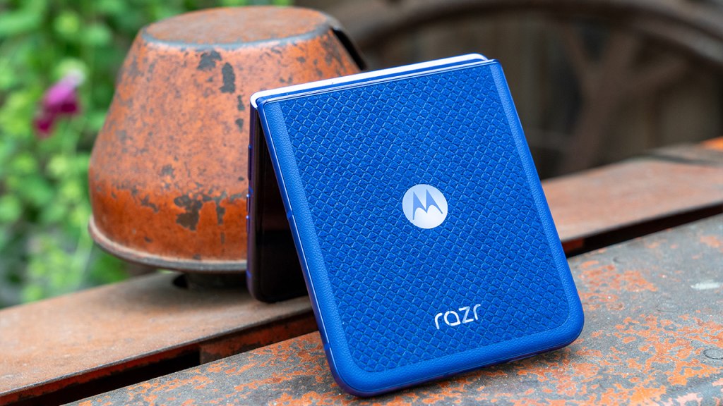 Motorola Razr 70 Ultra review: veel hetzelfde, betere hoofdcamera Motorola Razr 70 review
