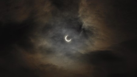 Zonsverduistering header