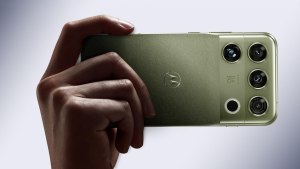 Motorola Signature 27 header 2